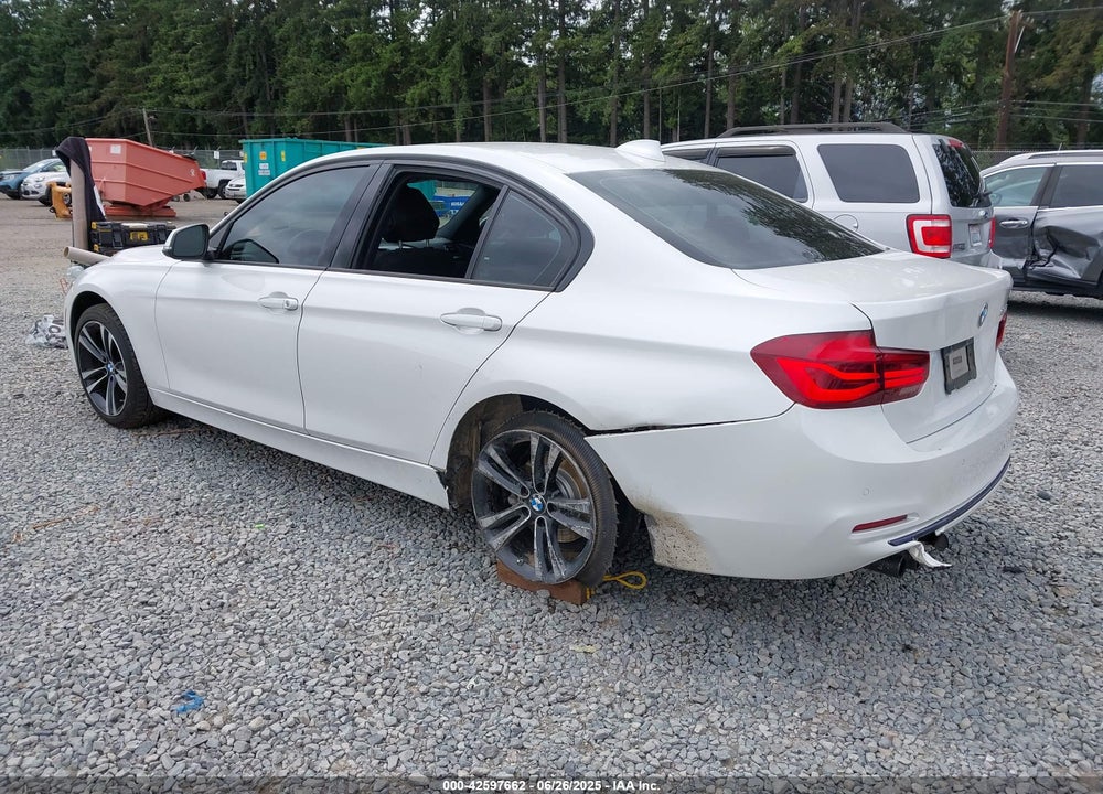 2018 BMW 3 SERIES VIN: WBA8B9C54JEE81089