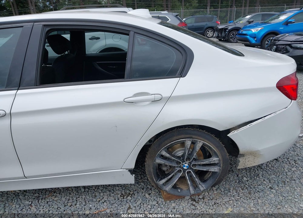 2018 BMW 3 SERIES VIN: WBA8B9C54JEE81089