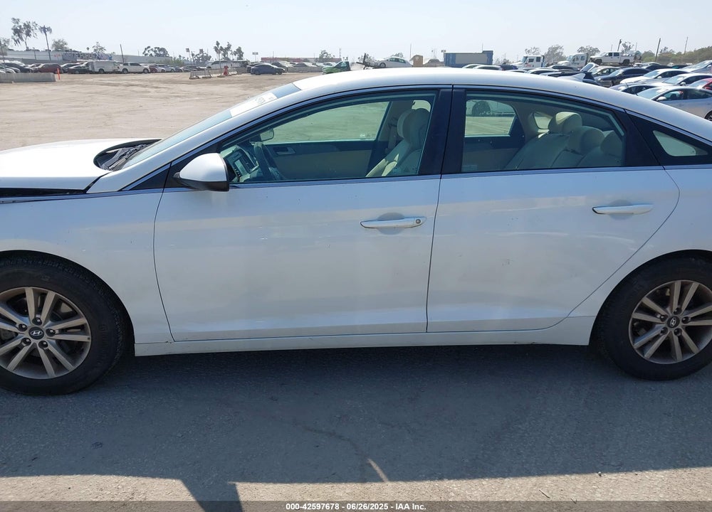 2017 HYUNDAI SONATA VIN: 5NPE24AF2HH514392
