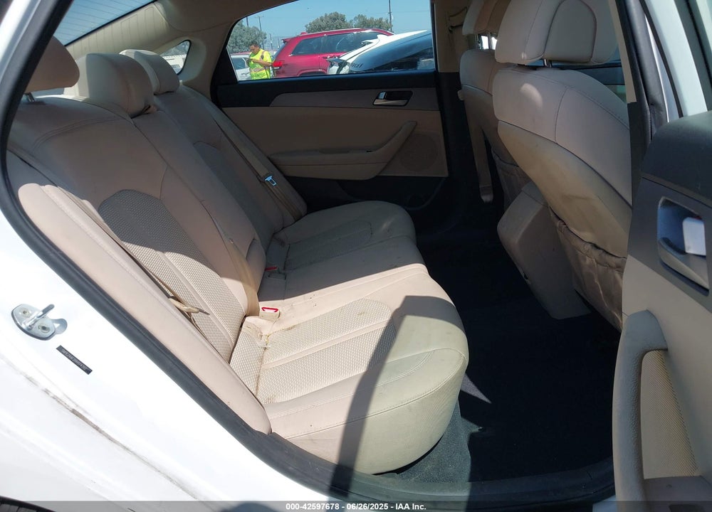 2017 HYUNDAI SONATA VIN: 5NPE24AF2HH514392