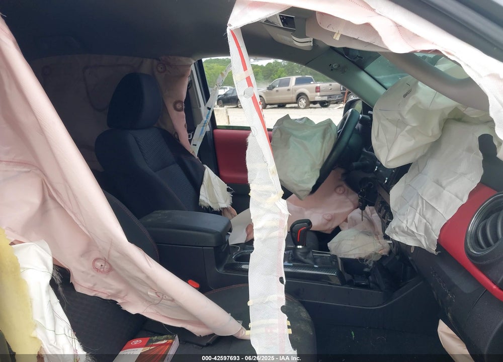 2022 TOYOTA TACOMA VIN: 3TYAX5GN0NT040618