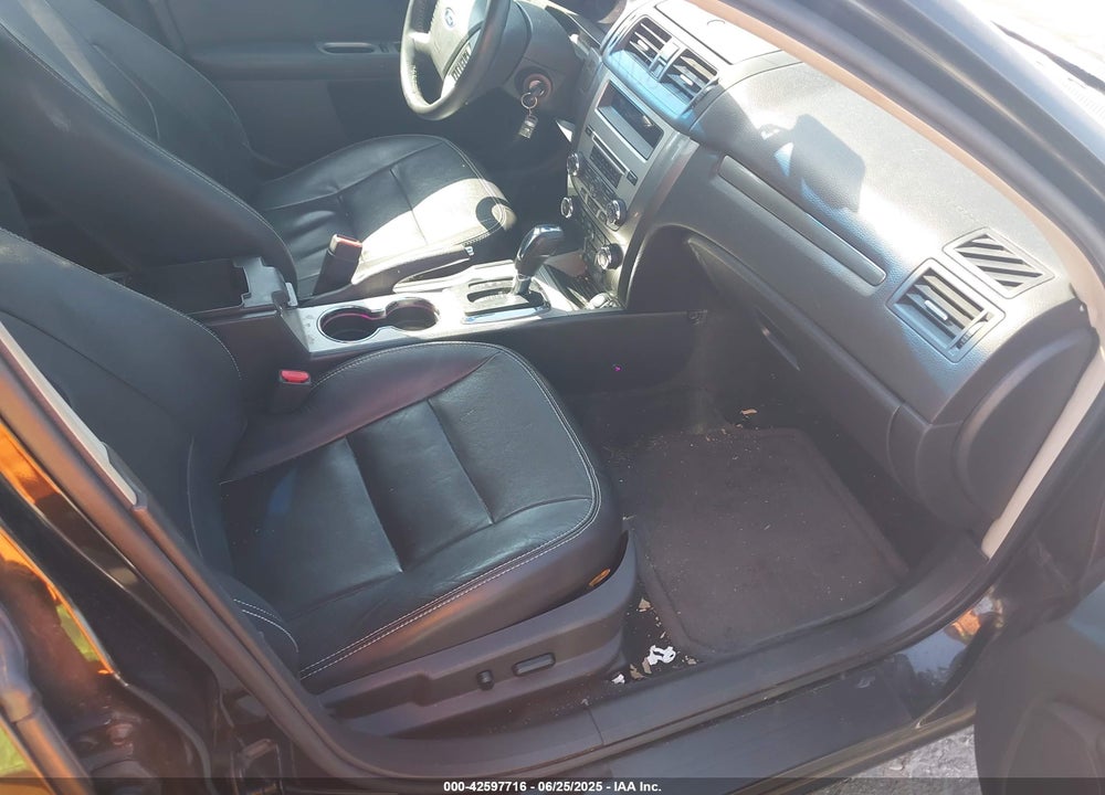 2011 FORD FUSION VIN: 3FAHP0JA4BR285283