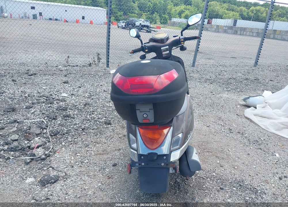 2009 FLYSCOOTERS LA VIE VIN: L5YTCKPB191113172