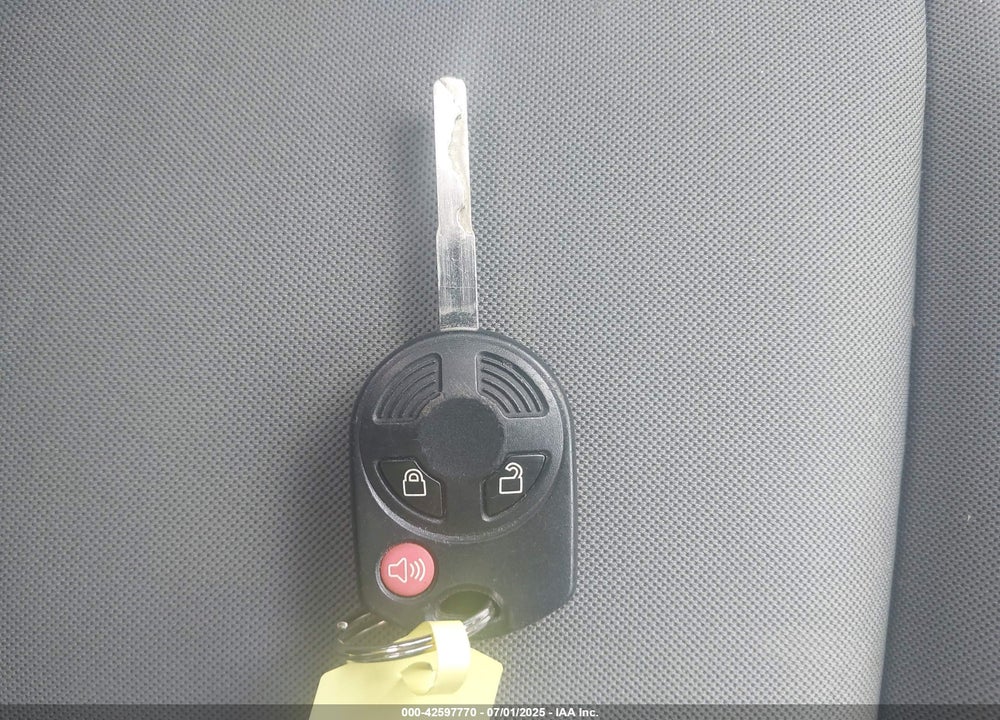 2016 FORD ESCAPE VIN: 1FMCU9G93GUC47831