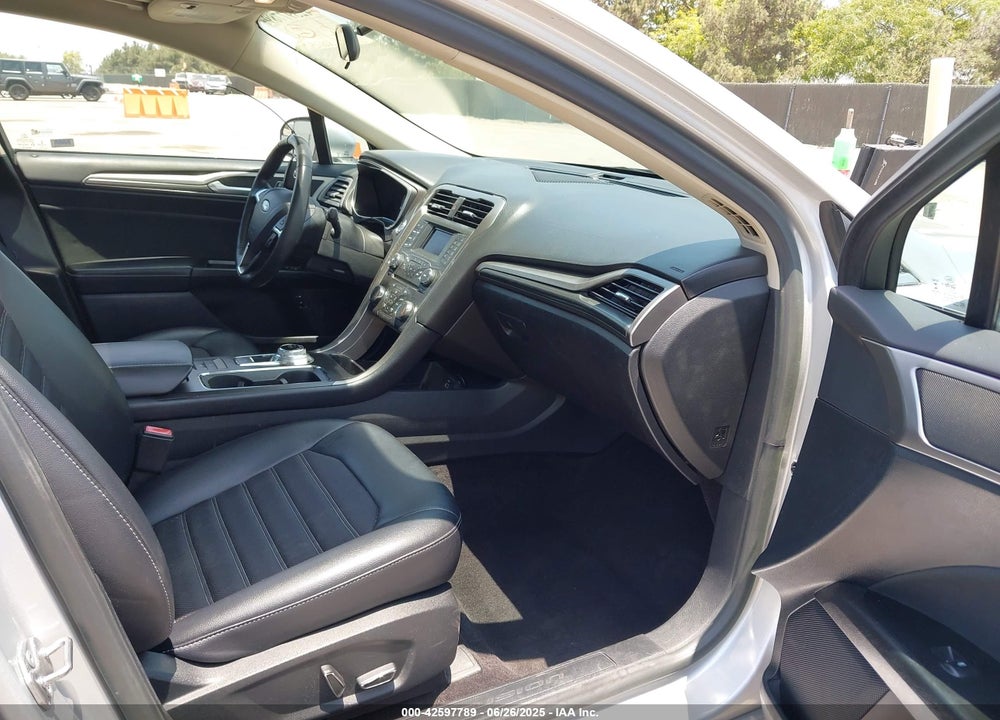 2017 FORD FUSION HYBRID VIN: 3FA6P0LU5HR285381