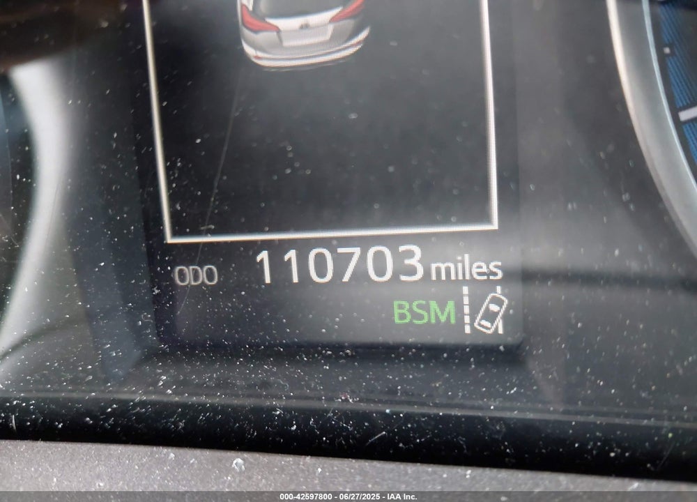 2018 TOYOTA RAV4 XLE VIN: 2T3RFREV5JW768326
