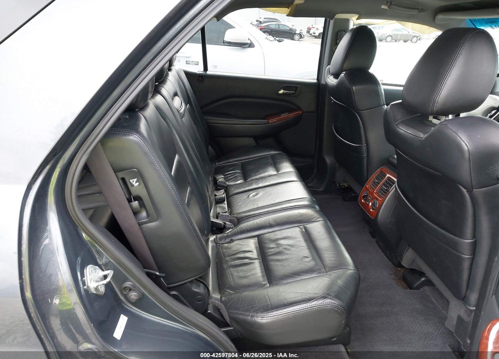 2005 ACURA MDX VIN: 2HNYD18685H510115