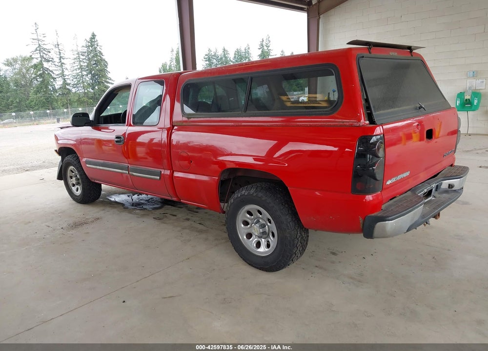 2004 CHEVROLET SILVERADO 1500 LS VIN: 2GCEK19T241104650