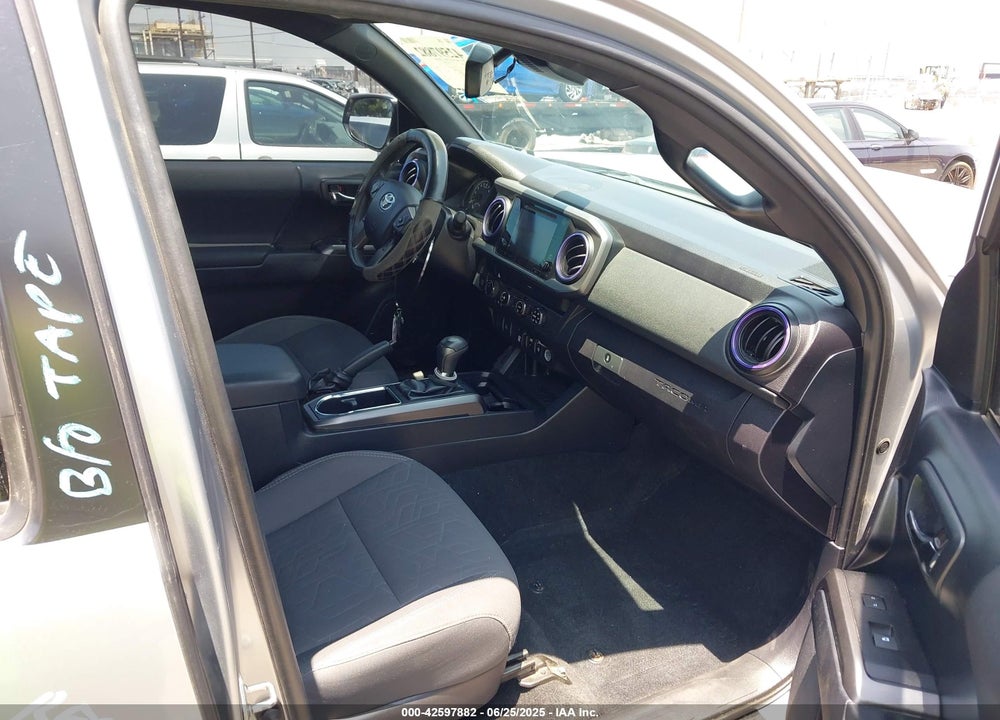 2019 TOYOTA TACOMA VIN: 3TMCZ5AN8KM261791