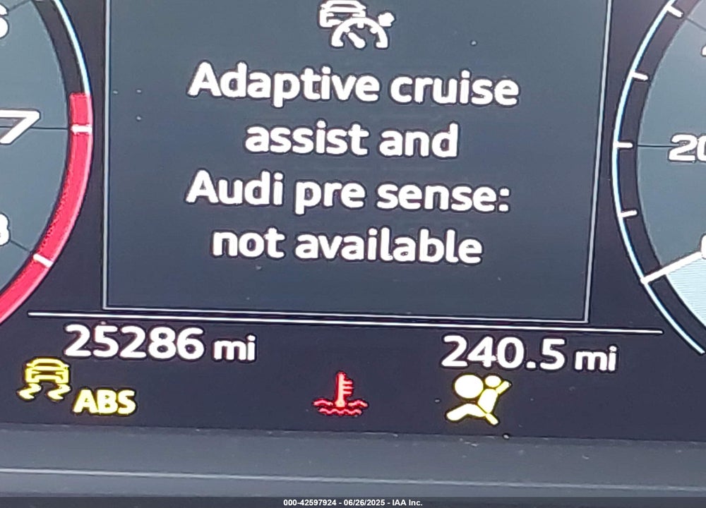 2024 AUDI Q3 VIN: WA1DECF35R1047077