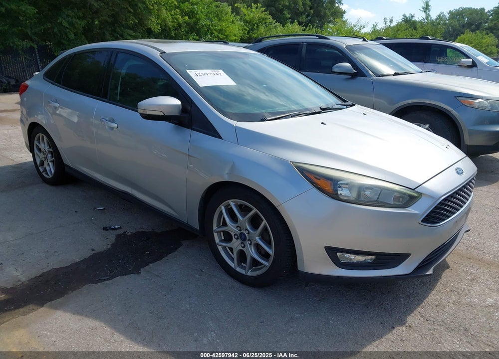 2015 FORD FOCUS SE VIN: 1FADP3F29FL319255