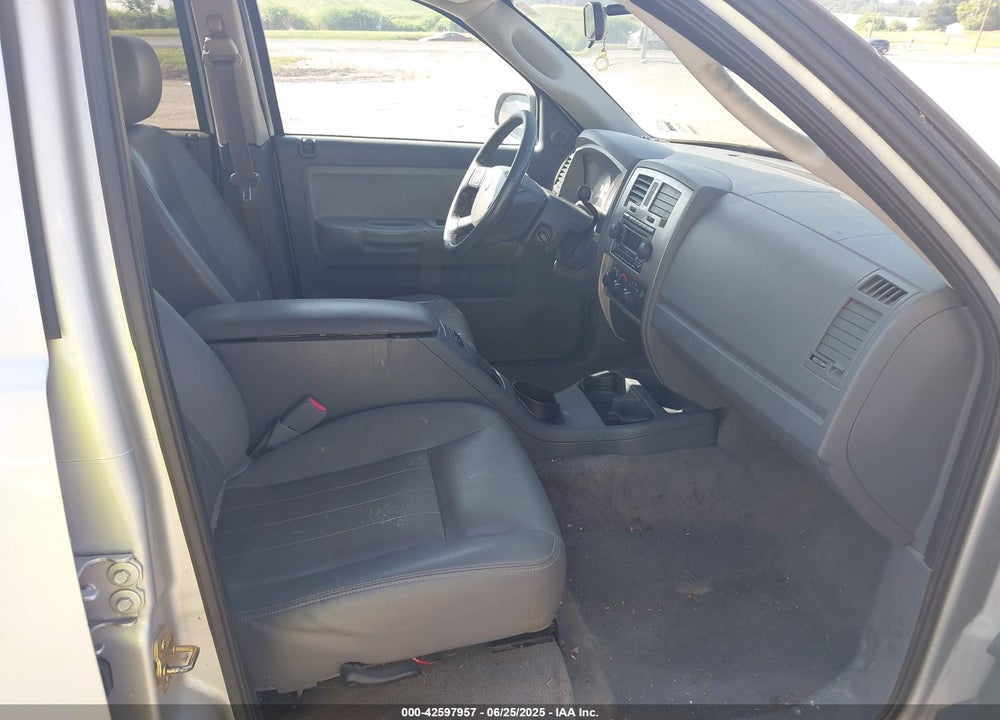 2006 DODGE DAKOTA SLT VIN: 1D7HW48NX6S645556