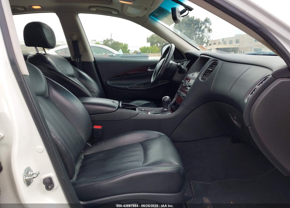 2014 INFINITI QX50 VIN: JN1BJ0HPXEM211118