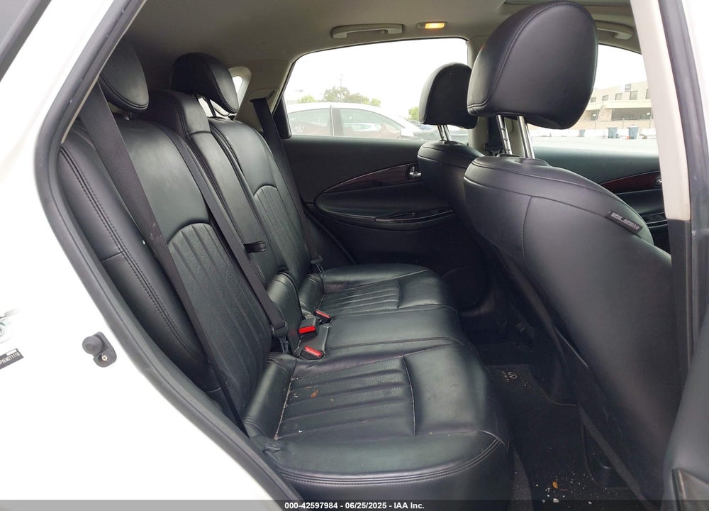 2014 INFINITI QX50 VIN: JN1BJ0HPXEM211118