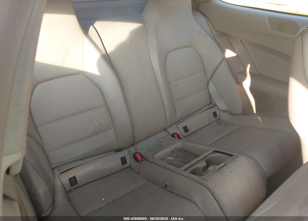 2012 MERCEDES-BENZ C VIN: WDDGJ4HB7CF780885