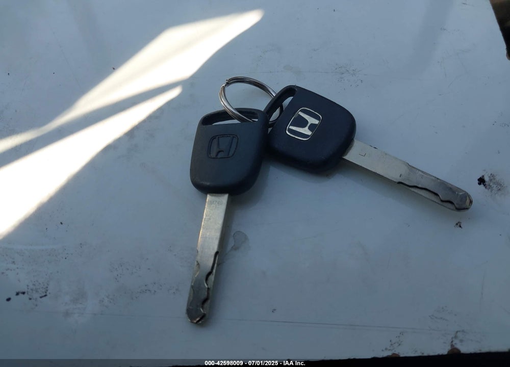 2009 HONDA FIT VIN: JHMGE88299S069628
