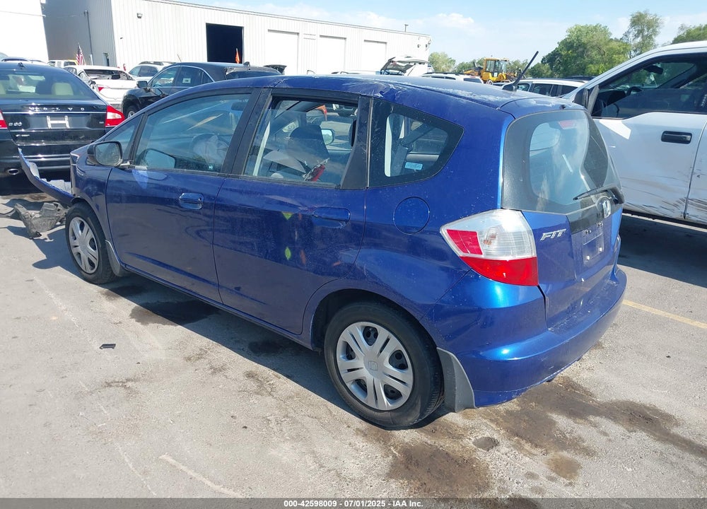 2009 HONDA FIT VIN: JHMGE88299S069628