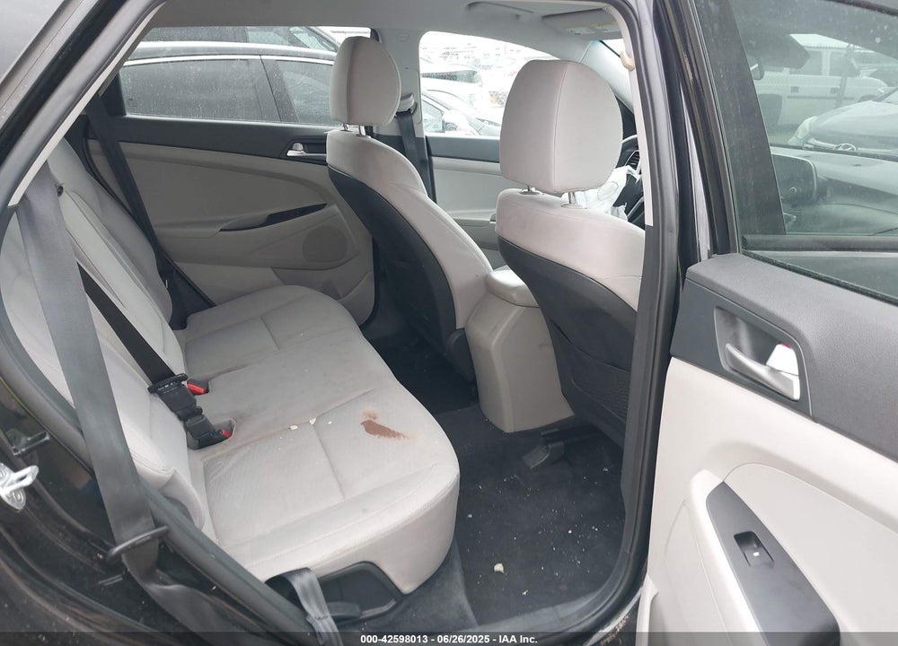 2020 HYUNDAI TUCSON VIN: KM8J2CA44LU190539