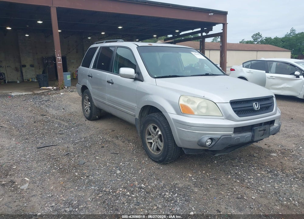 2005 HONDA PILOT VIN: 5FNYF18505B002203