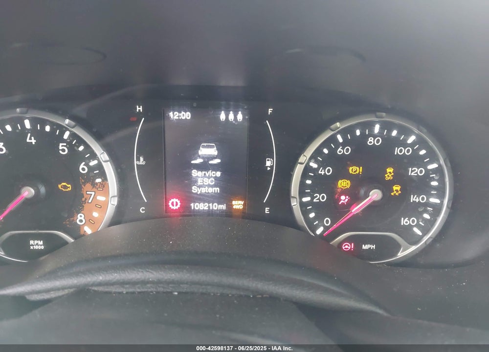 2015 JEEP RENEGADE VIN: ZACCJBBT0FPB23006