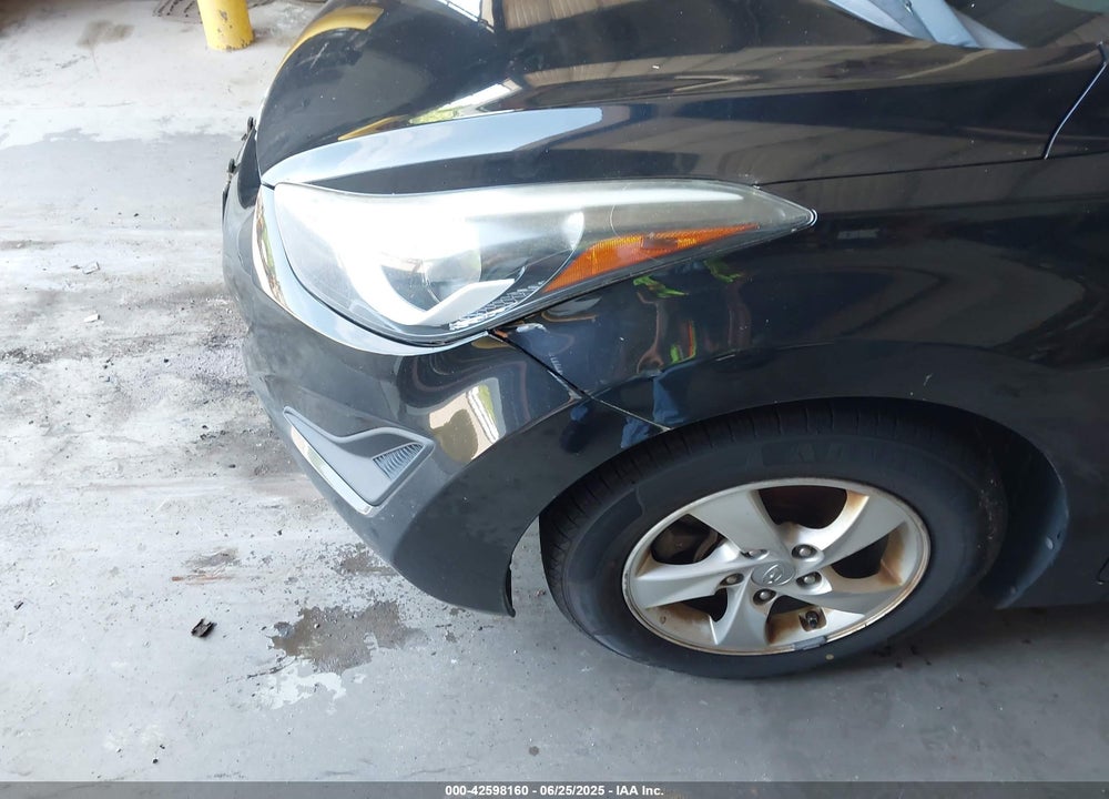 2014 HYUNDAI ELANTRA SE VIN: 5NPDH4AE9EH538105