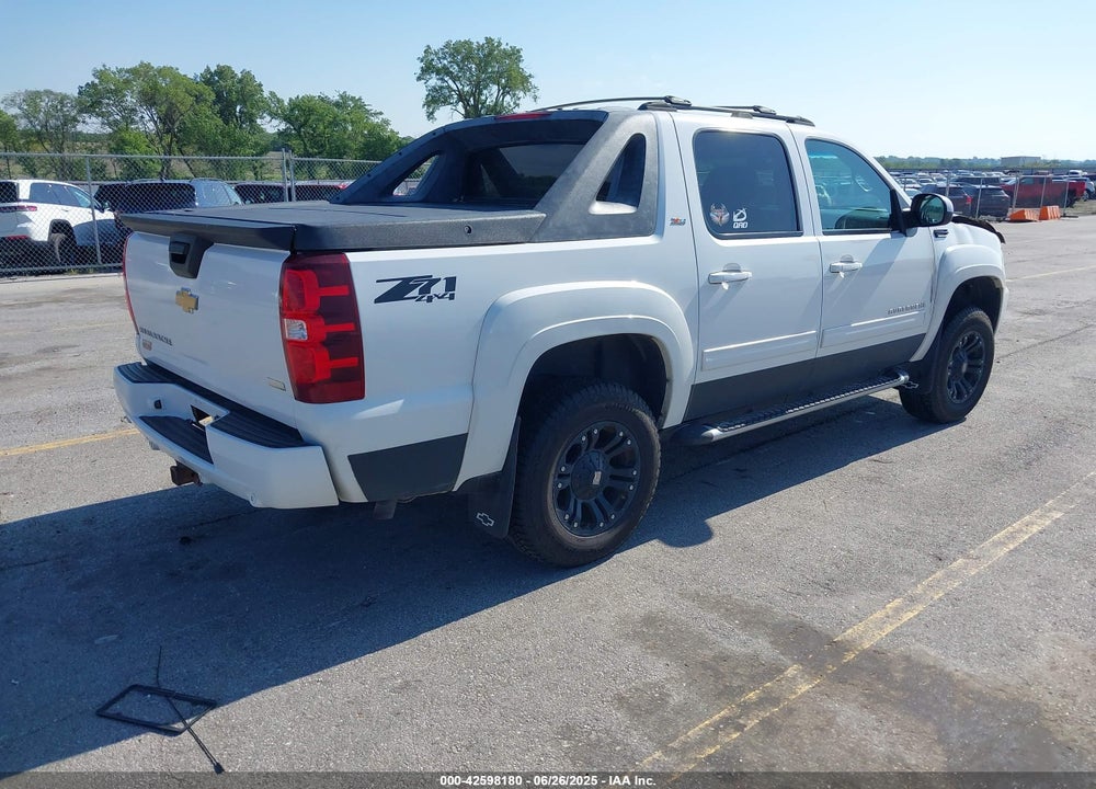 2010 CHEVROLET AVALANCHE VIN: 3GNVKFE0XAG267355