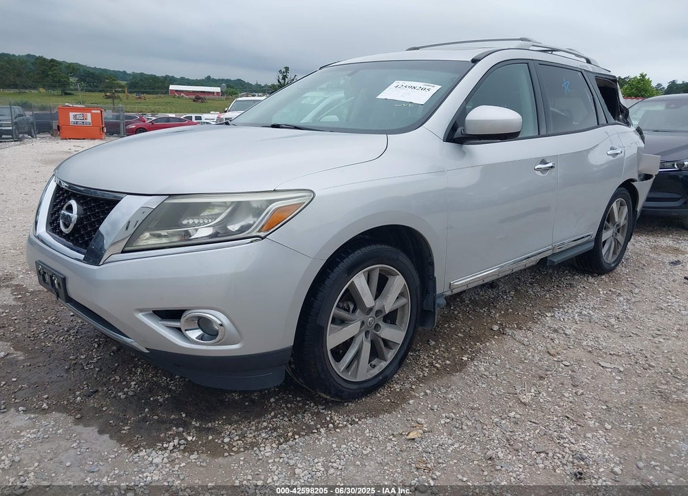 2015 NISSAN PATHFINDER VIN: 5N1AR2MM9FC709869