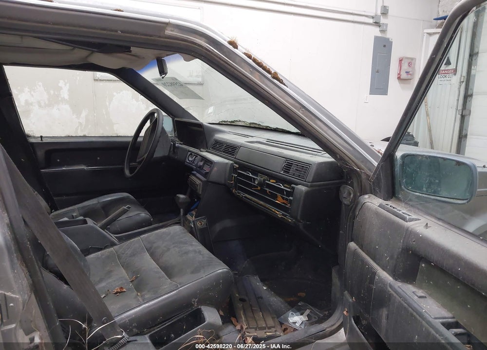 1988 VOLVO 740 GLE VIN: YV1FX884XJ2271918