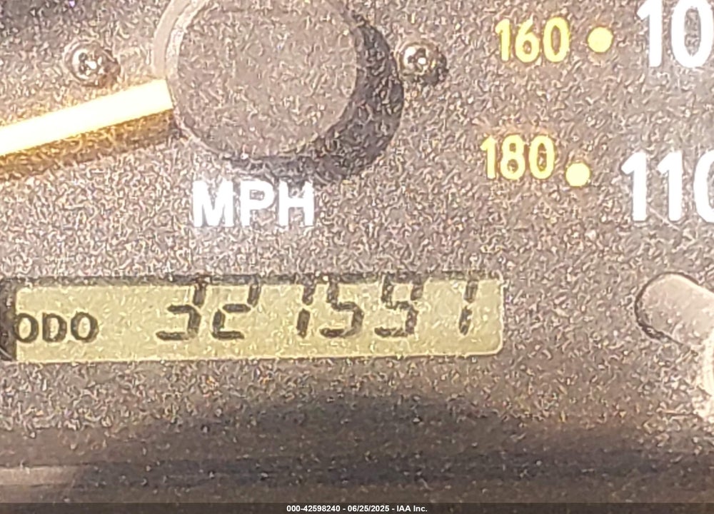 2004 TOYOTA TUNDRA SR5 V8 VIN: 5TBBT44184S448508