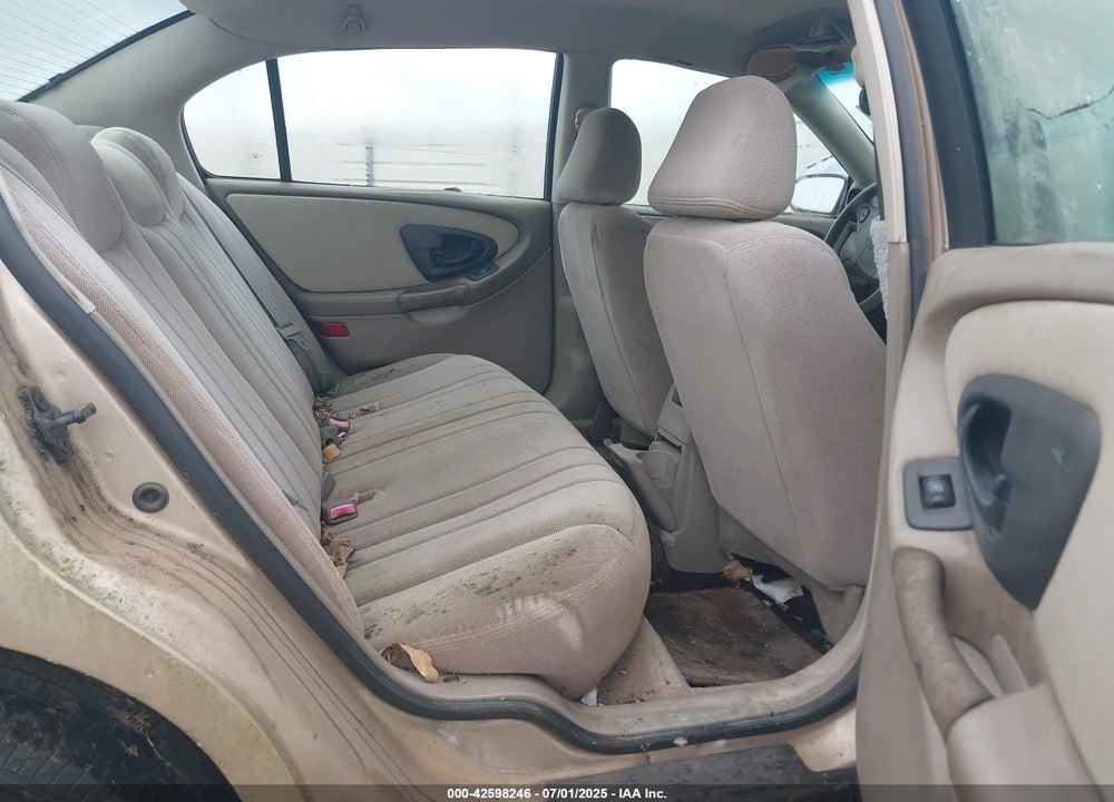 2003 CHEVROLET MALIBU VIN: 1G1ND52J43M696185