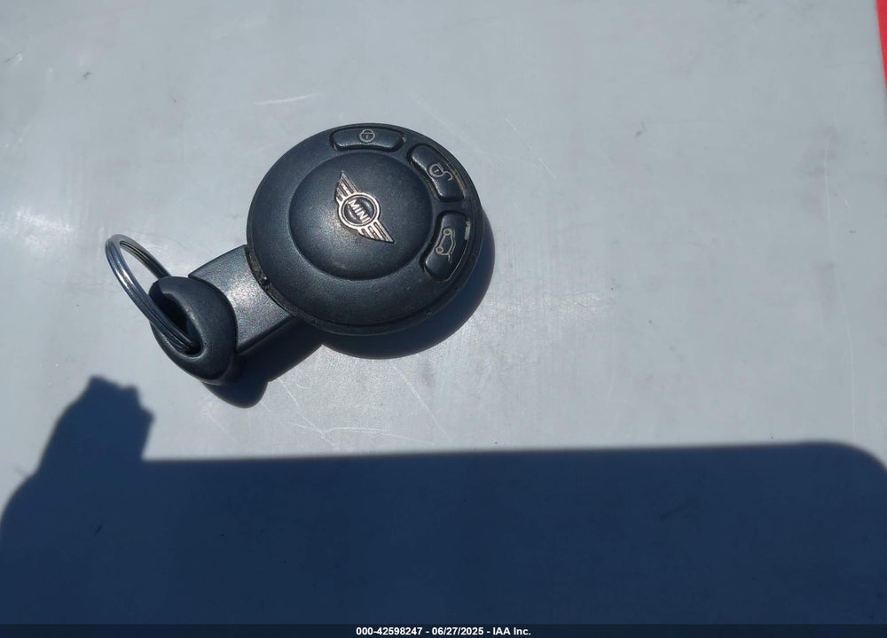 2012 MINI COOPER VIN: WMWSV3C52CTY16646