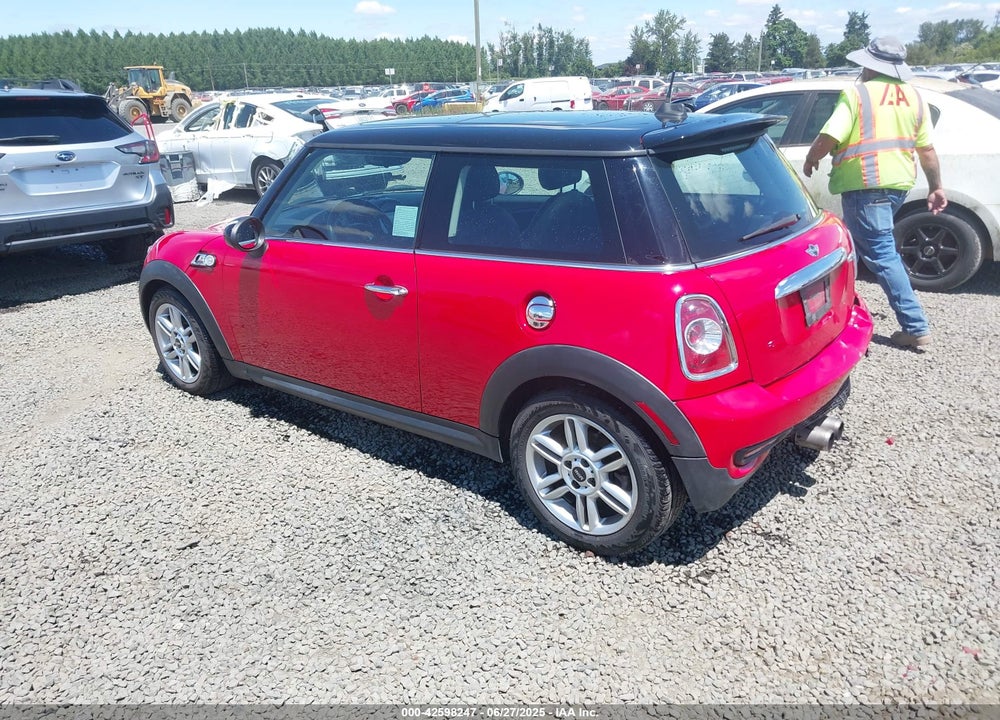 2012 MINI COOPER VIN: WMWSV3C52CTY16646