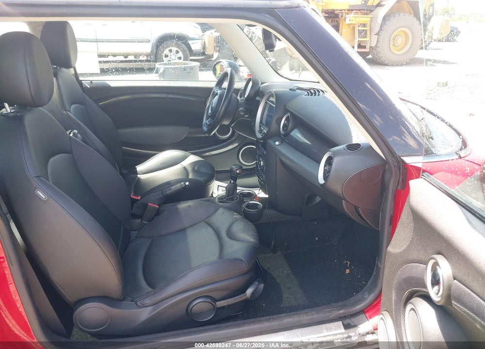 2012 MINI COOPER VIN: WMWSV3C52CTY16646