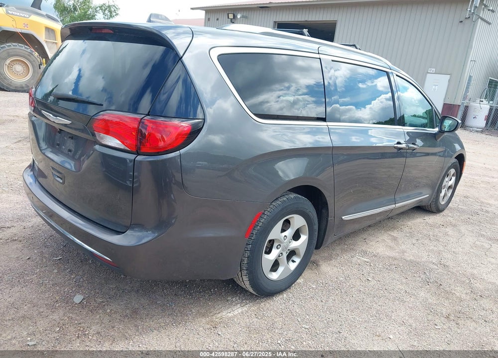 2017 CHRYSLER PACIFICA TOURING L PLUS VIN: 2C4RC1EG4HR511058