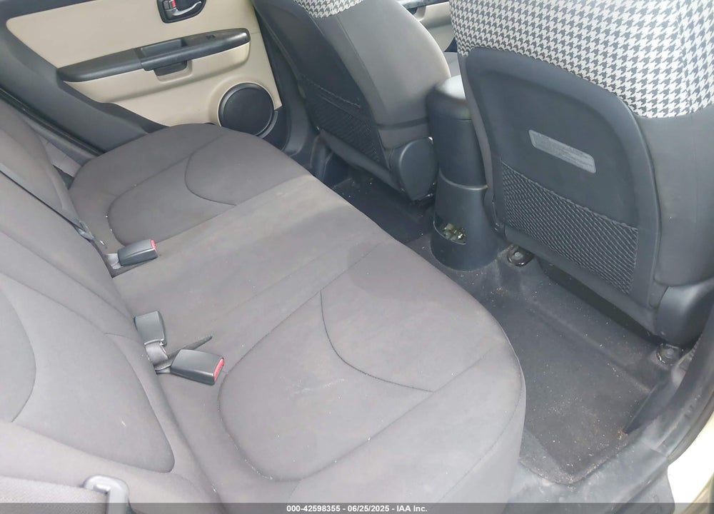 2011 KIA SOUL VIN: KNDJT2A26B7286616