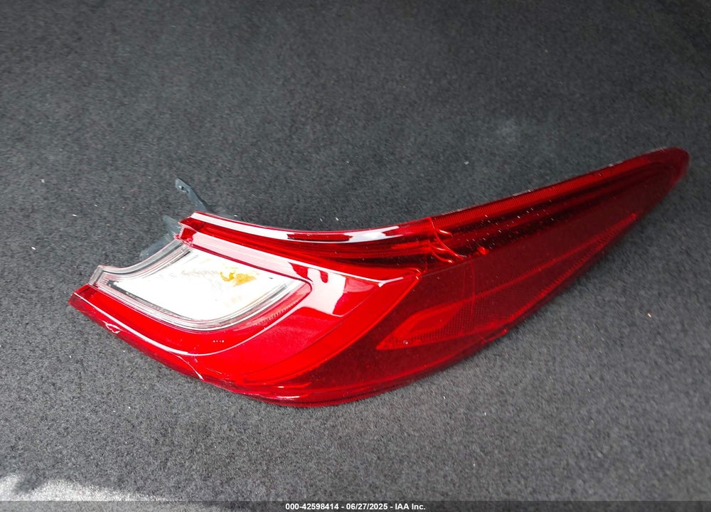 2025 TOYOTA CAMRY VIN: 4T1DAACK6SU056162