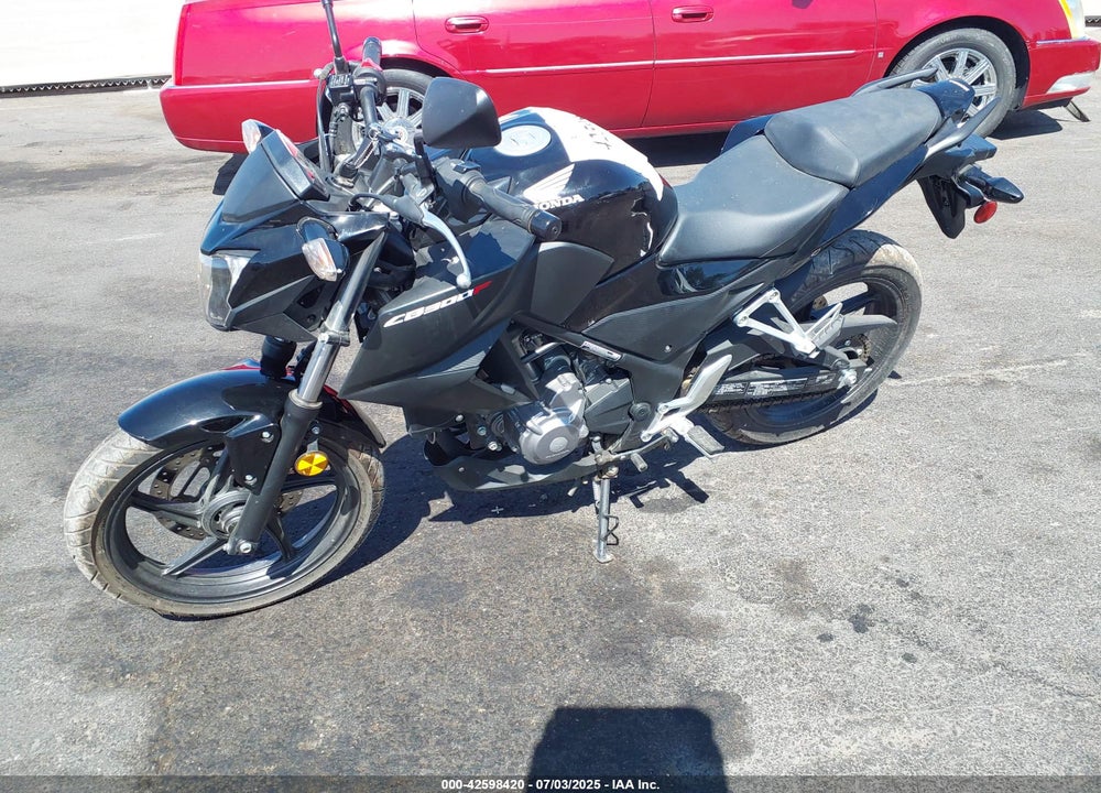 2016 HONDA CB300 F VIN: MLHNC5215G5200365