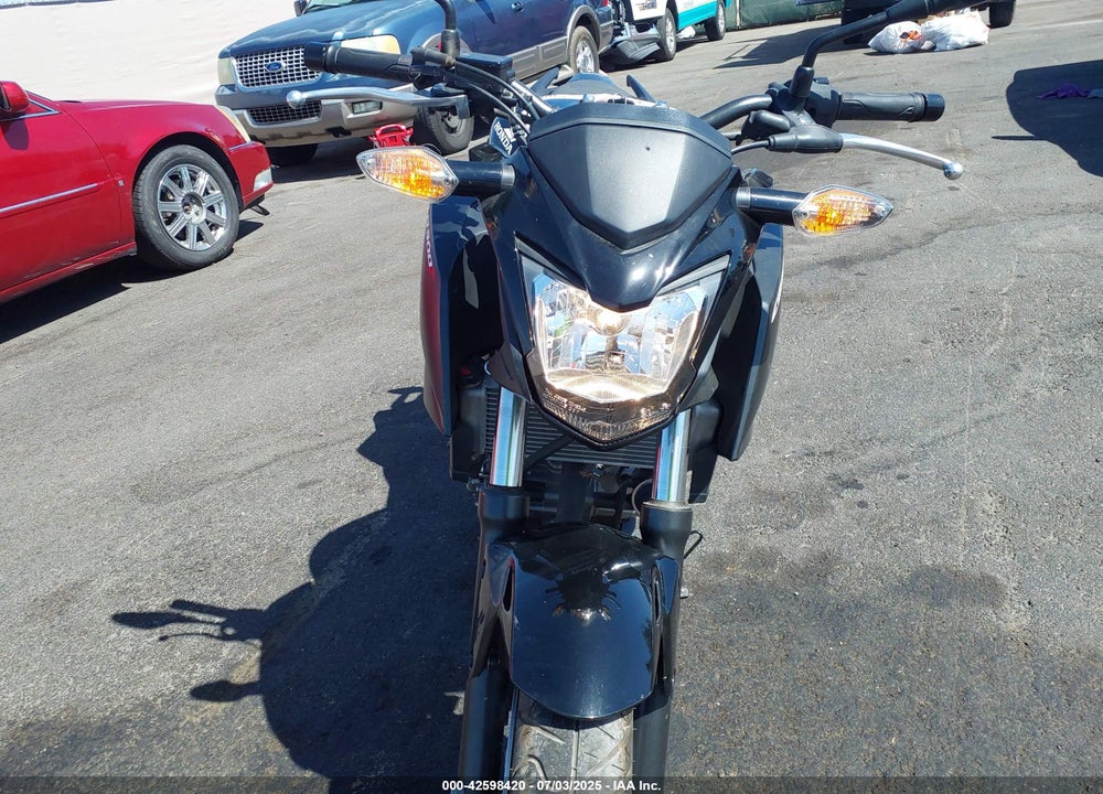 2016 HONDA CB300 F VIN: MLHNC5215G5200365