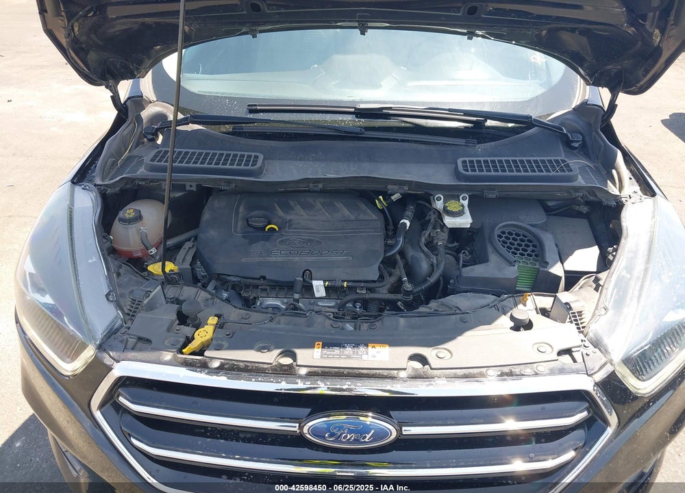 2017 FORD ESCAPE VIN: 1FMCU9GD4HUA98304