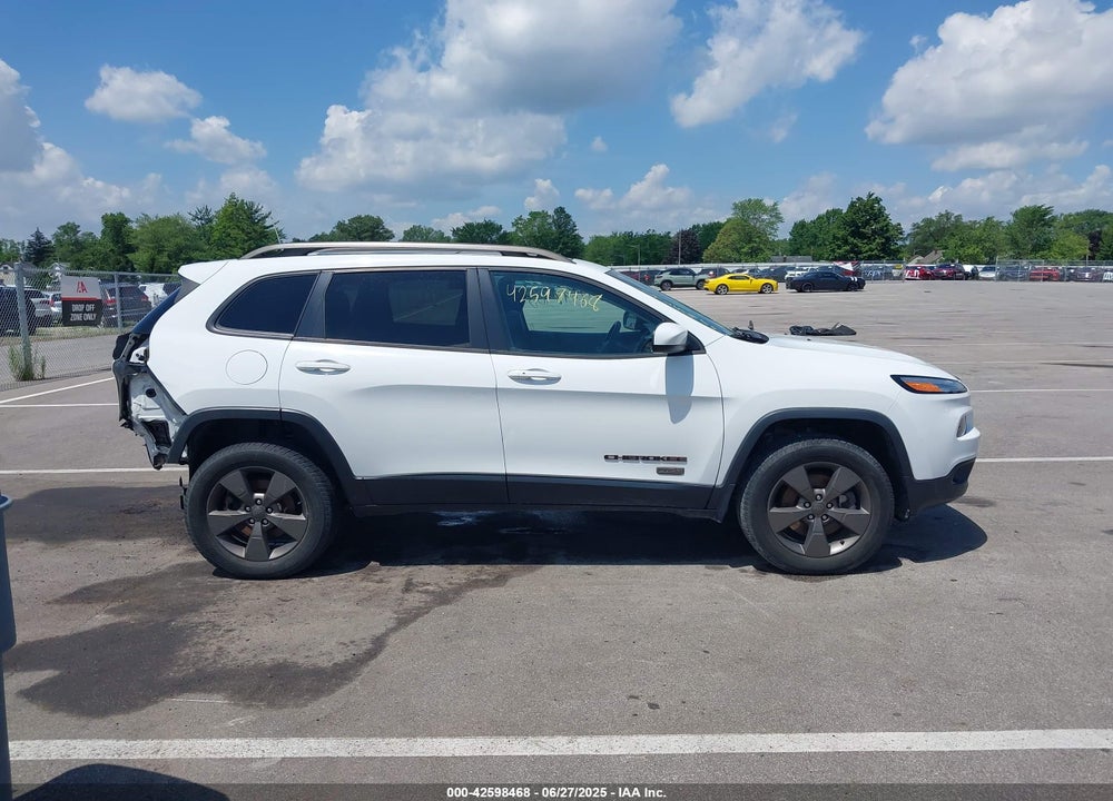 2016 JEEP CHEROKEE VIN: 1C4PJMCB5GW366673