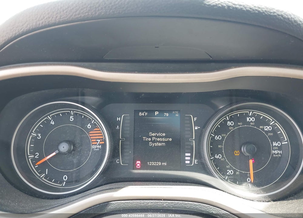 2016 JEEP CHEROKEE VIN: 1C4PJMCB5GW366673