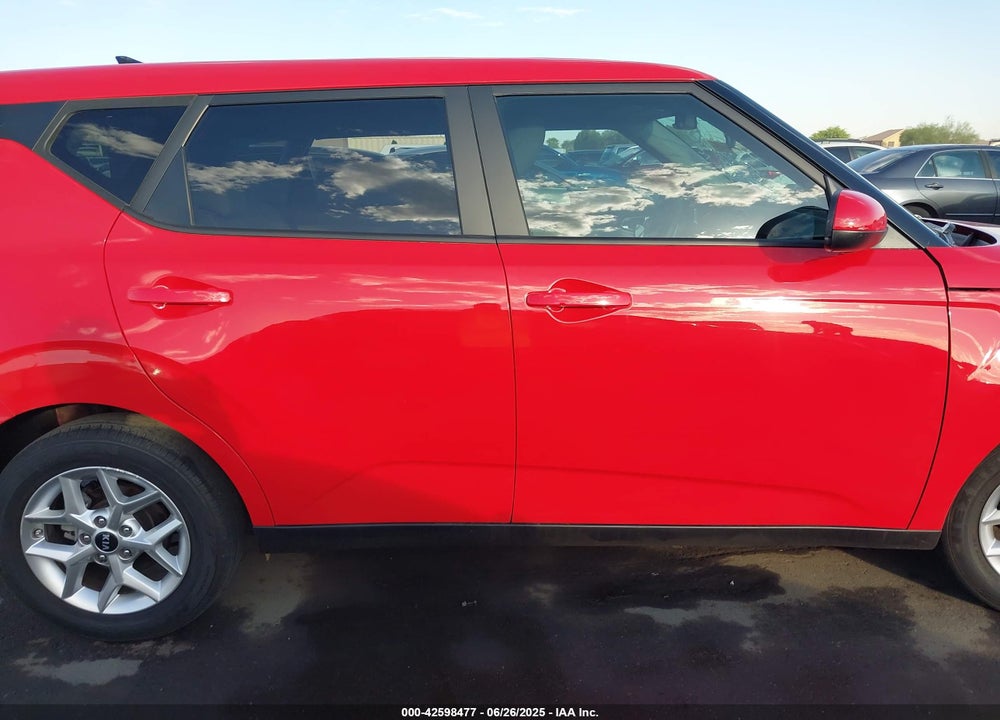 2021 KIA SOUL VIN: KNDJ23AU6M7141847