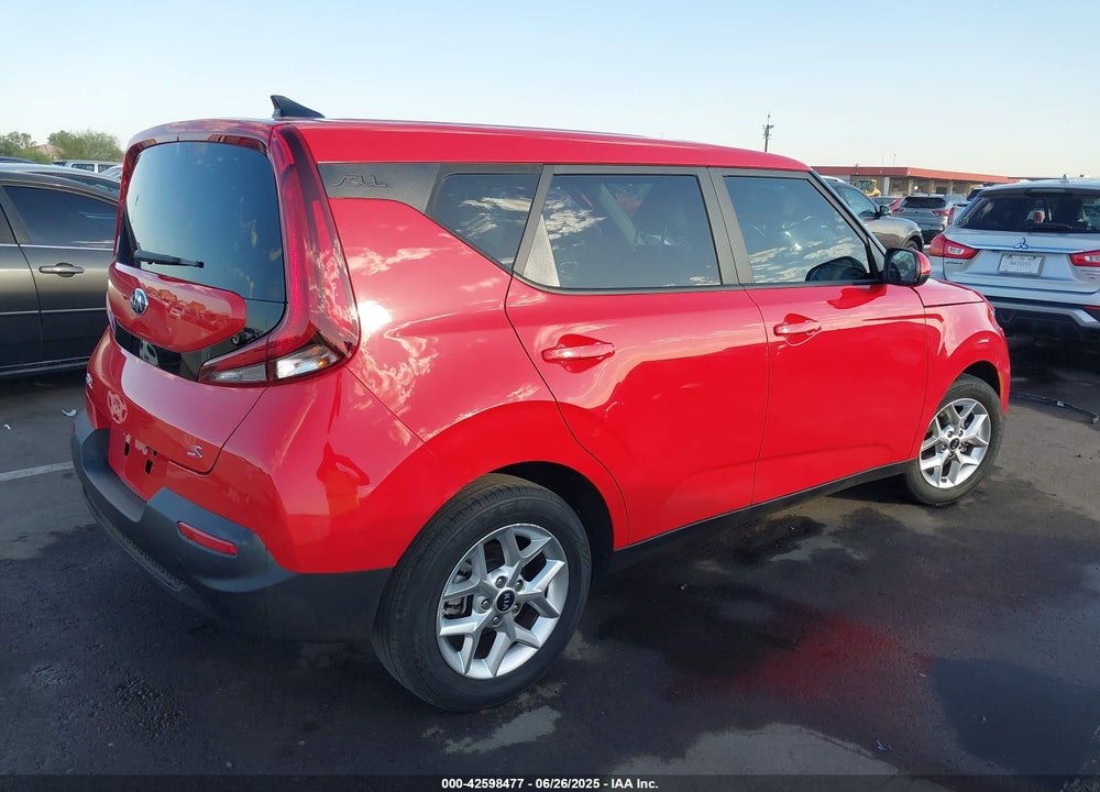 2021 KIA SOUL VIN: KNDJ23AU6M7141847