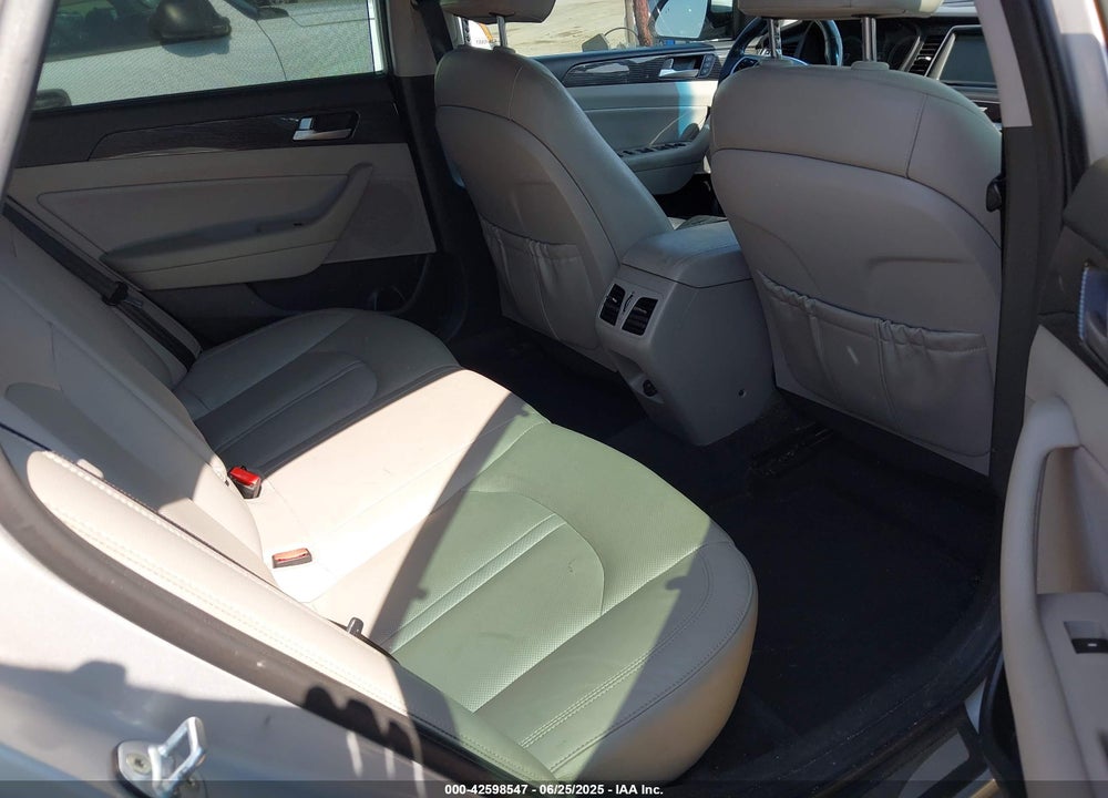2019 HYUNDAI SONATA VIN: KMHE34L32KA085135