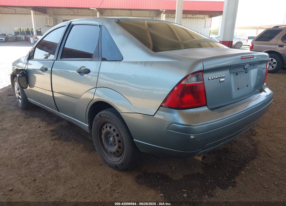 2005 FORD FOCUS ZX4 VIN: 1FAFP34N45W243673