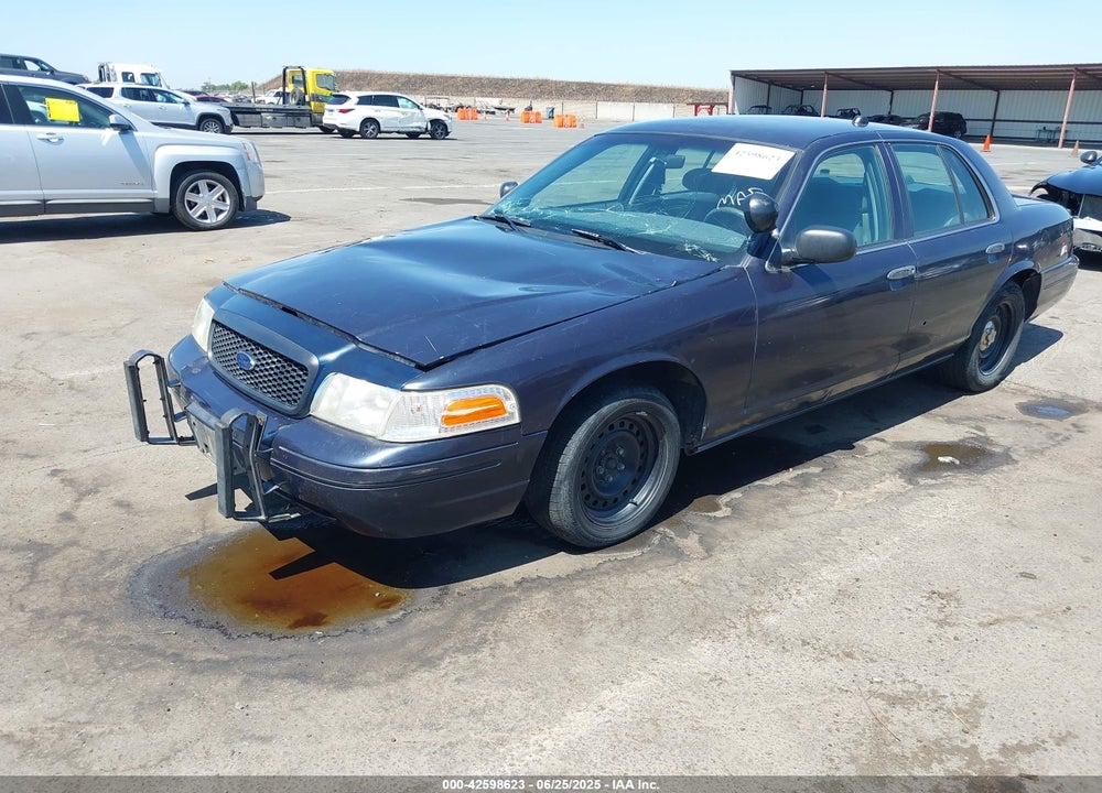 2000 FORD CROWN VICTORIA POLICE INTERCEPTOR VIN: 2FAFP71W9YX202694