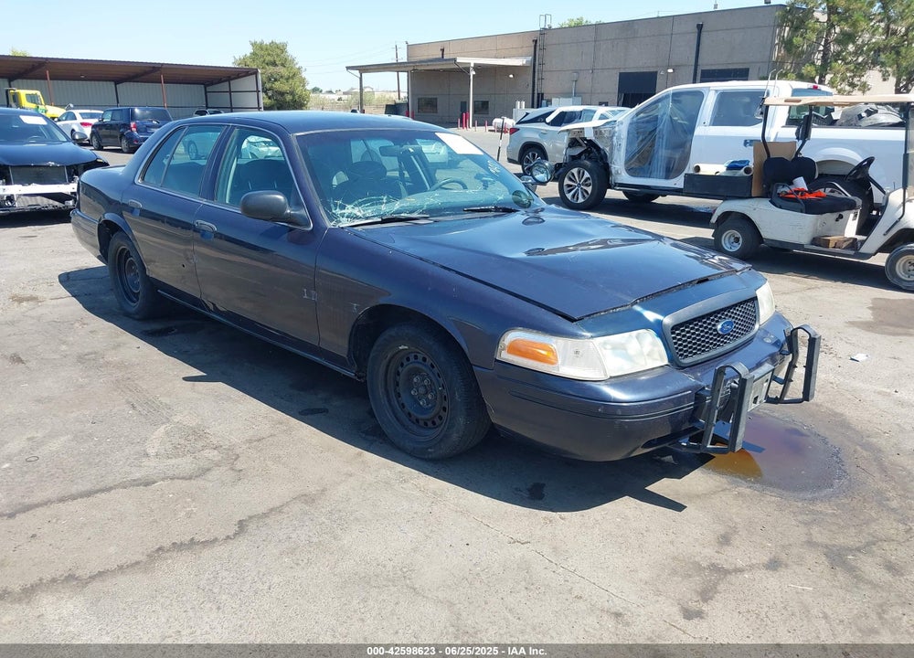 2000 FORD CROWN VICTORIA POLICE INTERCEPTOR VIN: 2FAFP71W9YX202694