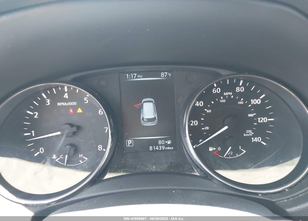 2017 NISSAN ROGUE VIN: KNMAT2MV1HP584912