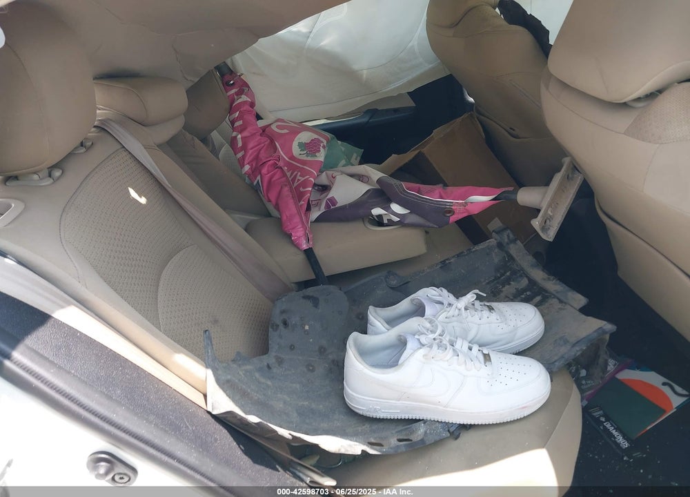 2019 TOYOTA PRIUS VIN: JTDKARFU5K3075475