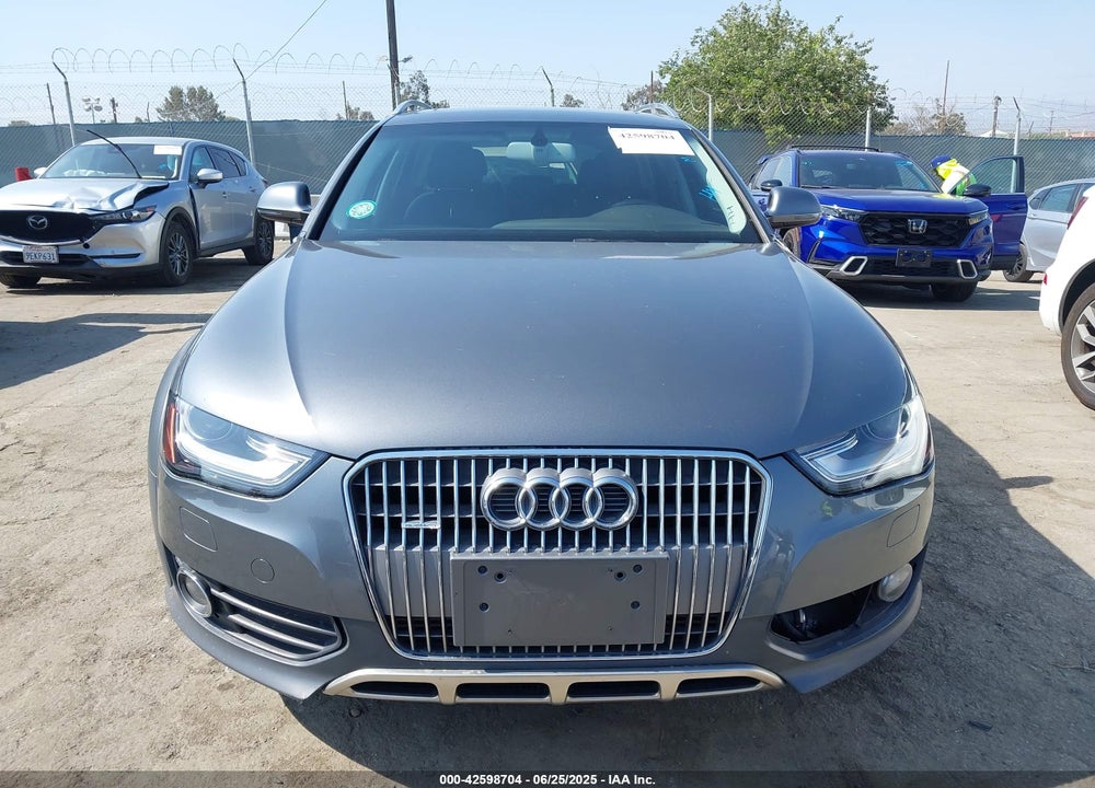 2015 AUDI ALLROAD VIN: WA1UFAFL7FA112153